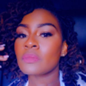 Meet your Posher, Zennifer